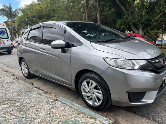 HONDA FIT 1.5 LX 16V FLEX 4P AUTOMÁTICO HONDA FIT 1.5 LX 16V FLEX 4P AUTOMÁTICO